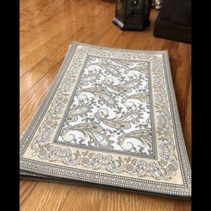 NWOT SET OF 6 Place mats
